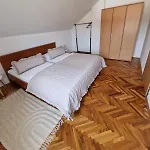Zinda Apartment