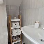 Apartment Zinda *