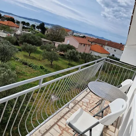 Apartment Zinda