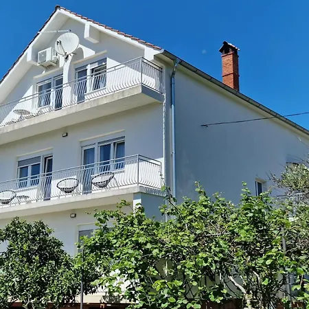 Apartment Zinda