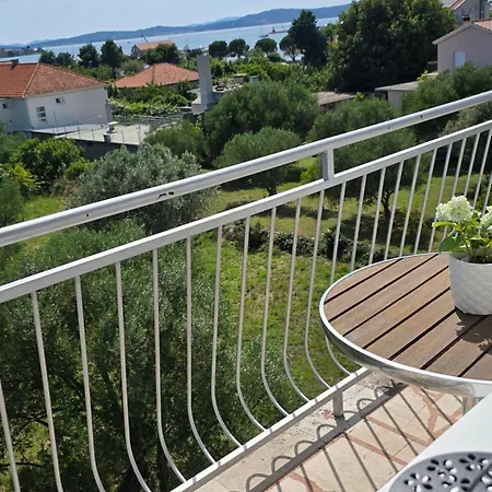 Apartment Zinda *
