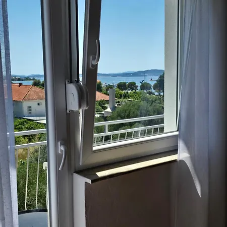 Apartament Zinda