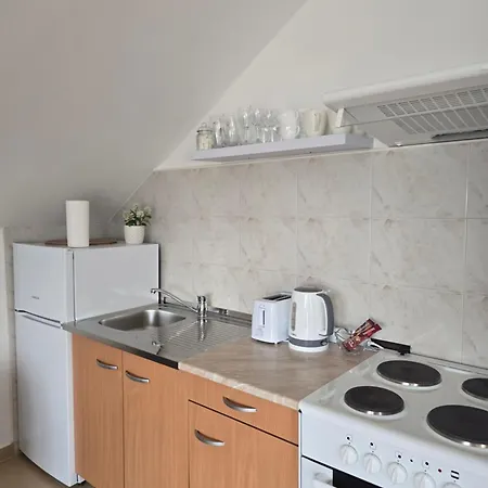 Apartament Zinda