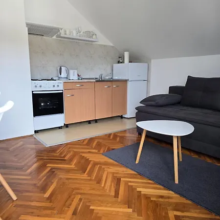Zinda Apartament Sukošan