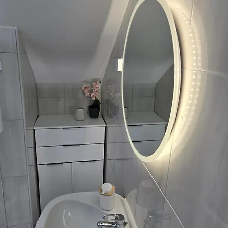 Apartament Zinda